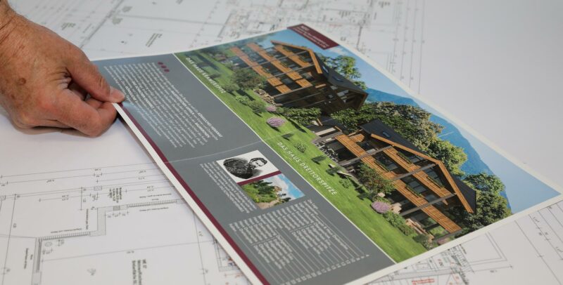 Broschüre mit exklusiven Wohnhäusern von WP-Projektbau.